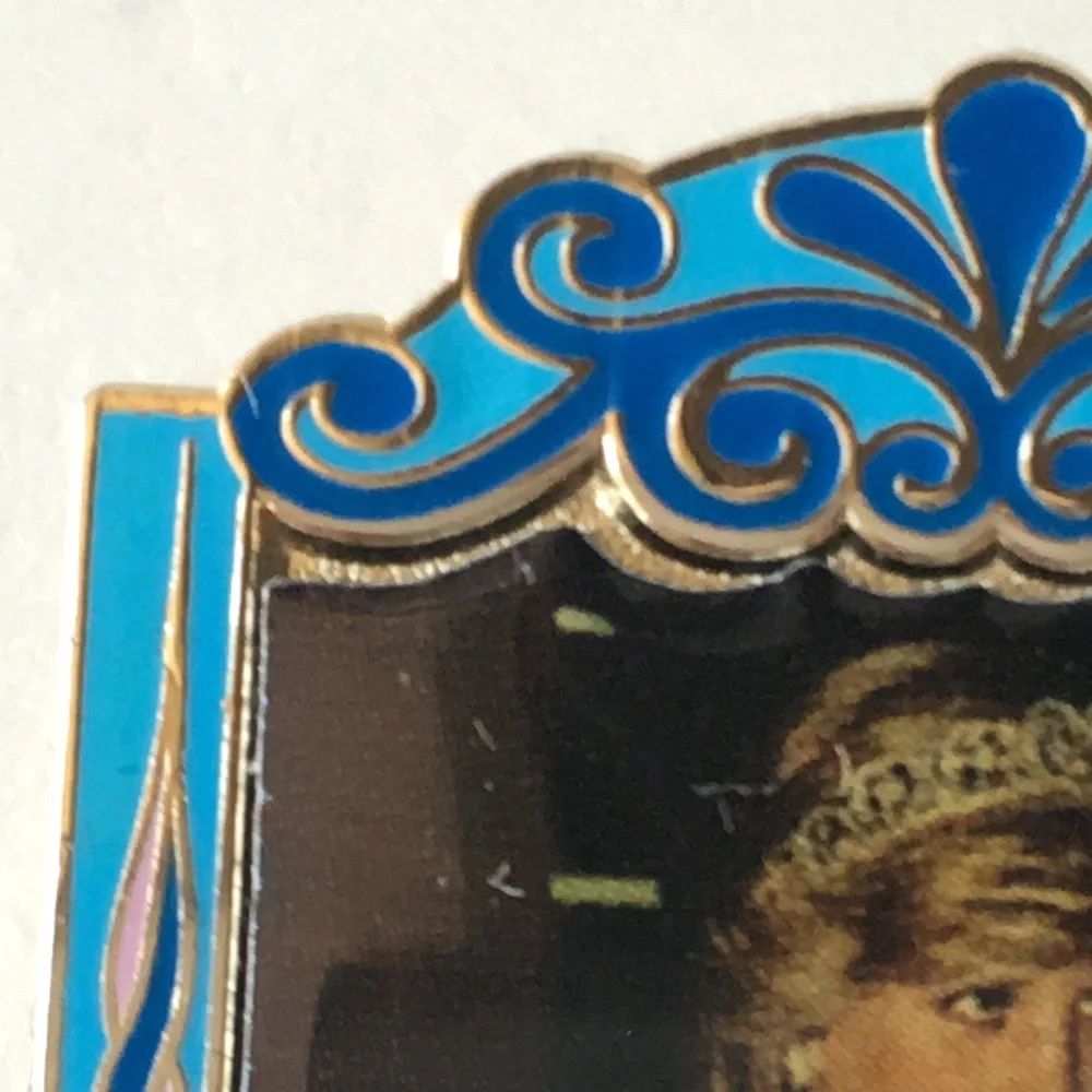 200? MBI Diana Wearing Stylish Party Dress Pin